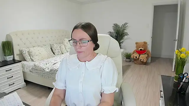 Vika73 网络视讯表演