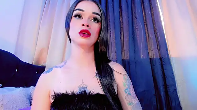 Pokazy przed kamerką – lesly_xx