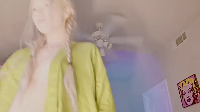 Talulaa élő XXX-chatje