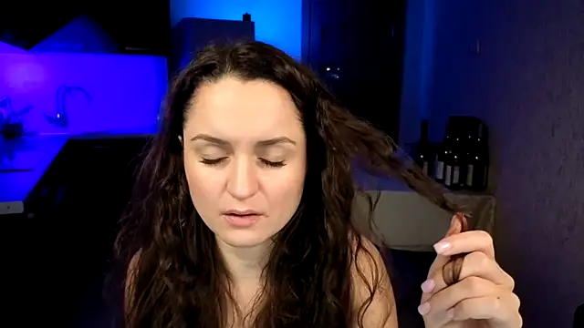 Cerann1 Adlı Modelin Canlı XXX Sohbeti