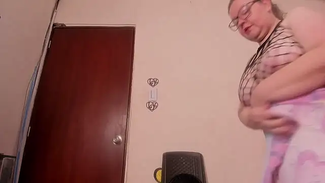 BarbaraFight Chat XXX in diretta