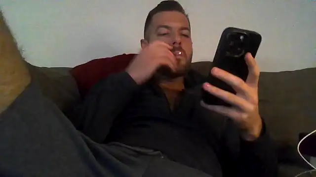 cheekycherryx's Live XXX Chat