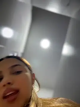 Czat XXX na żywo – Colibri_xxx