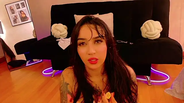 EmmyEvans1 Chat XXX in diretta