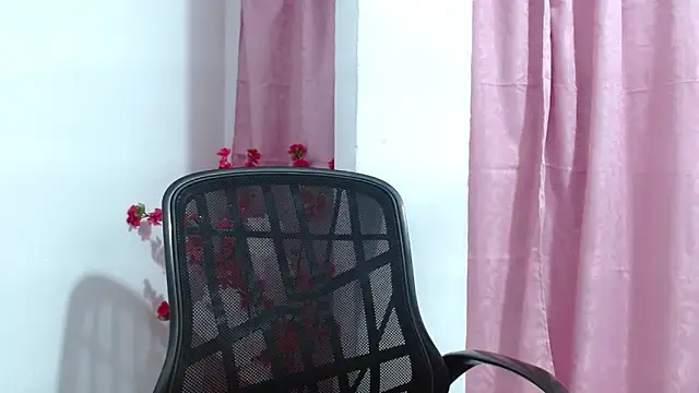 Rebecca_MilfのライブXXXチャット