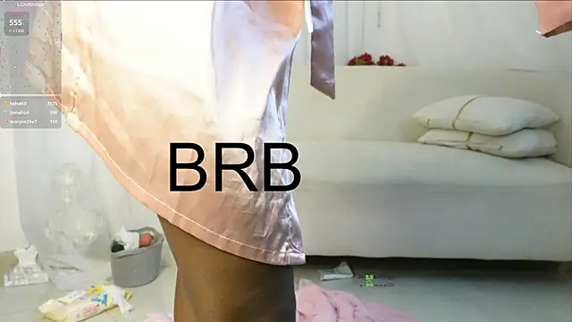 SUM___ 现场XXX聊天