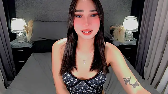 saphira_fucks 网络视讯表演