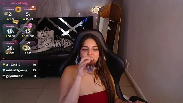 emily_cooper_t Chat XXX live