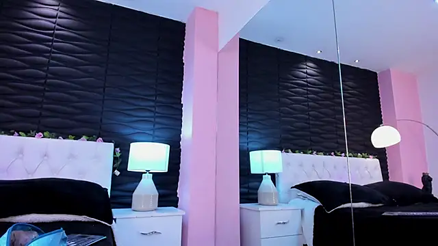 Chat +18 de Valery_Nasty__ ao vivo