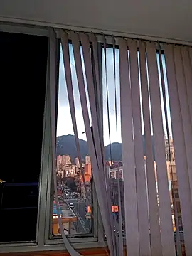 kendra_crow_'s Webcam Show