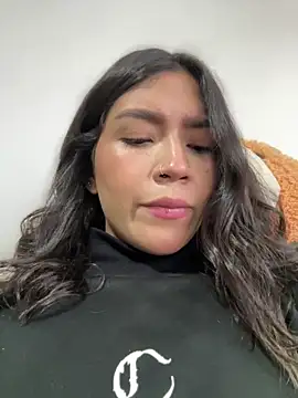 XXX chat uživo modela Mila_Morgan