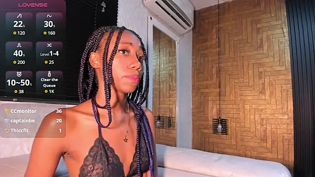 NathalyLeen Chat XXX live