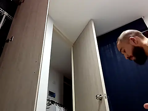 XXX chat uživo modela molok329