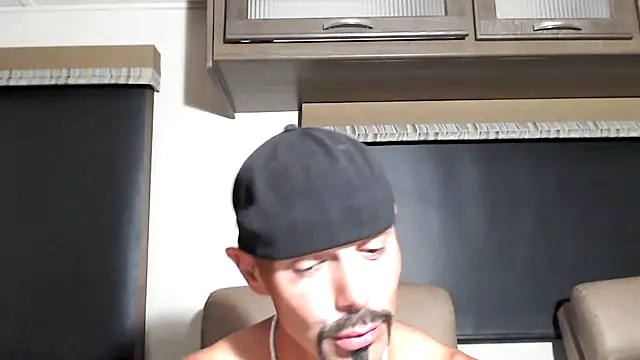 ThickD2C Show Webcam