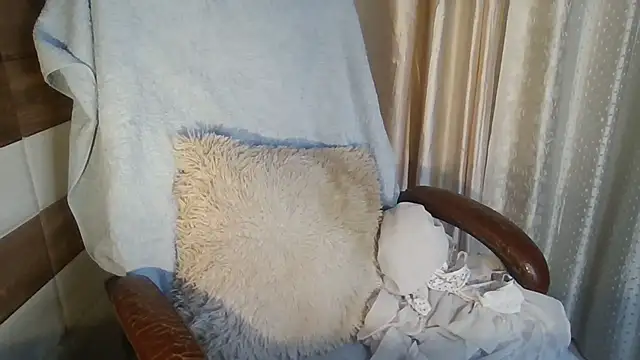 Yashika_Loves 网络视讯表演