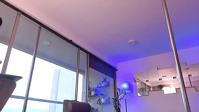 mandi4pole_n Live XXX chat