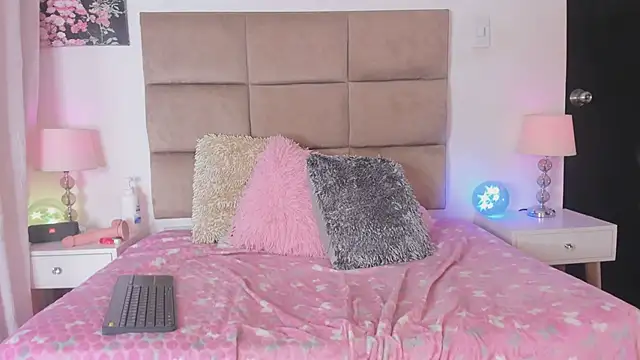 ashleycurvyy Chat XXX in diretta