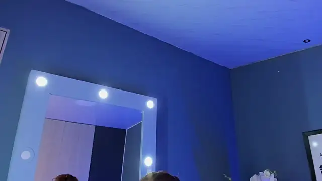 LolaGray__ élő XXX-chatje