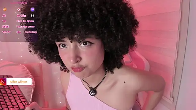 Alice_winter_ Adlı Modelin Canlı XXX Sohbeti