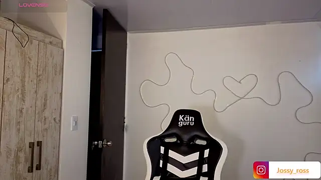 Victoryyy_ live XXX chat