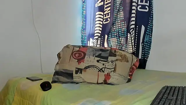 _Logan_Colton_のウェブカメラショー