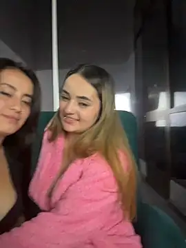 Chat XXX en directo de Antonella_Julieta