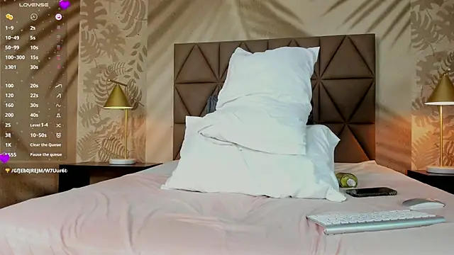 Scarleett_22 Chat XXX in diretta