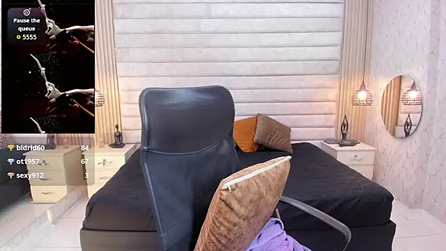 Chat +18 de VictoriaaBlair ao vivo