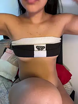 Chat +18 de Hhannachiki ao vivo