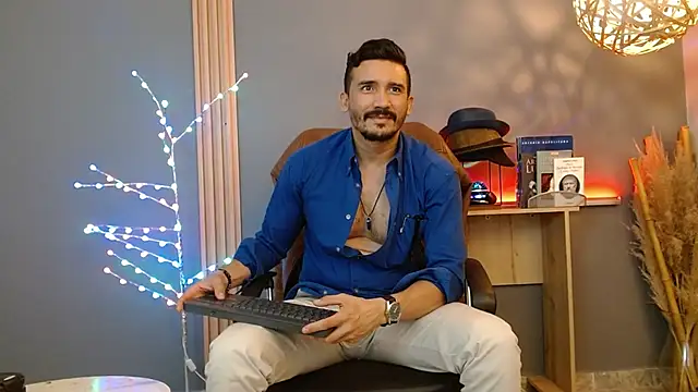 Reiko_85_ Show Webcam