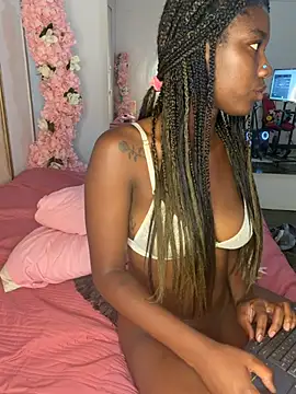 Roxxana-queen 即時 XXX 聊天