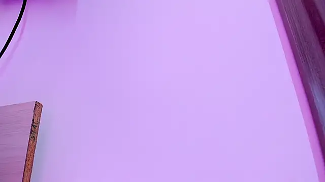 Онлайн чат XXX Mia_cm