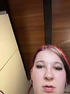 Czat XXX na żywo – LittleChaosQueen