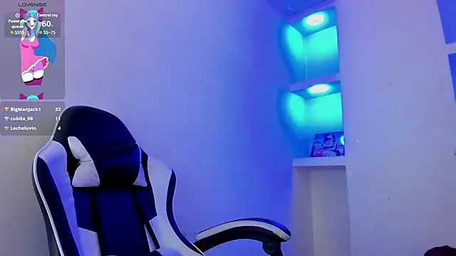 susan_mooree live XXX chat