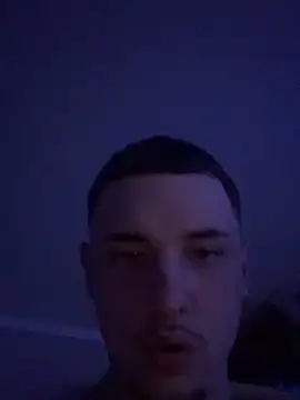 XXX chat uživo modela Channingboy