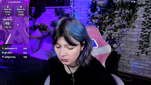 Ashley_Veil Adlı Modelin Canlı XXX Sohbeti