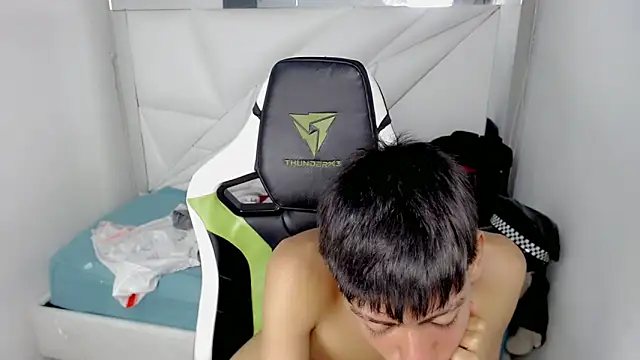 Liarr_ live XXX chat