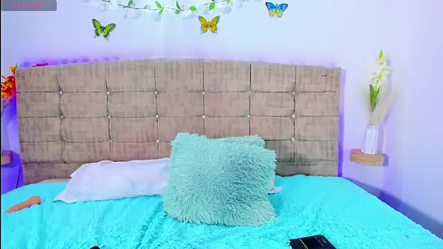 Catherine_summer1's Live XXX Chat