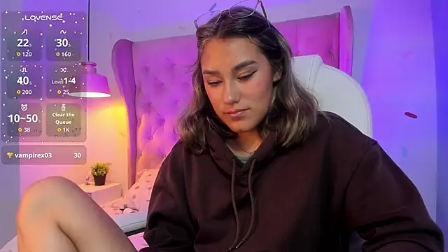 Chat +18 de _Sophie__miller ao vivo