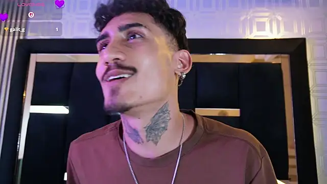 Pokazy przed kamerką – Dark_Eros_