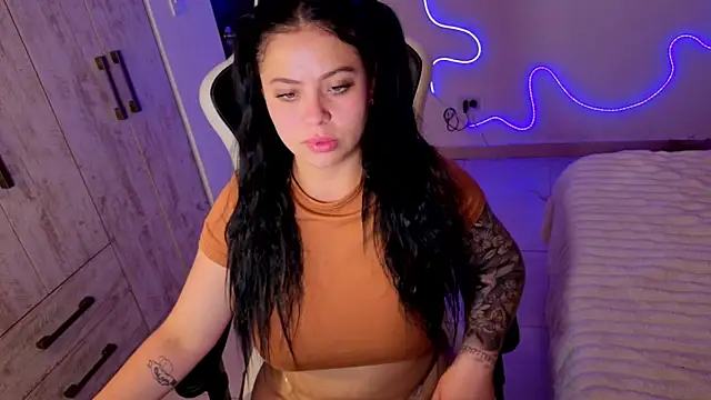 Victoryyy_'s Live XXX Chat