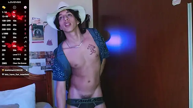 DannyPhantom555 Show Webcam