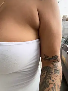 Nalgonasex_ Adlı Modelin Canlı XXX Sohbeti