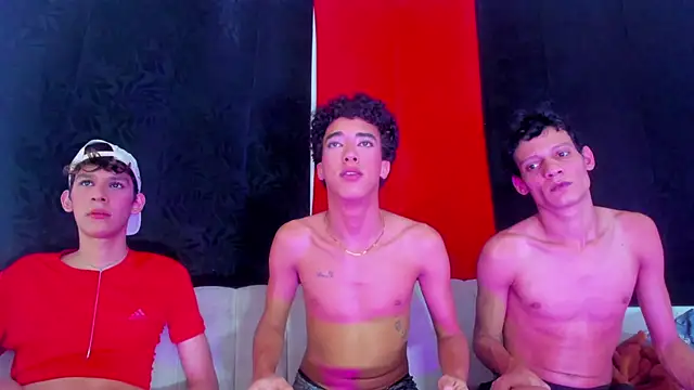 Pleasure_boys_hotのライブXXXチャット