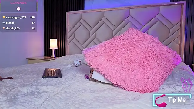 Chat XXX en directo de MiaaFarrel