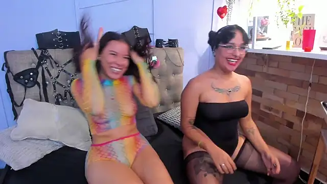 maiteandlexy Adlı Modelin Canlı XXX Sohbeti