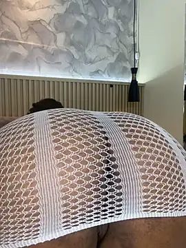 AinaraJimenez webcam show