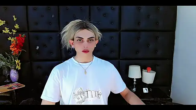 Chatroom XXX en direct de Daniela_Pink_