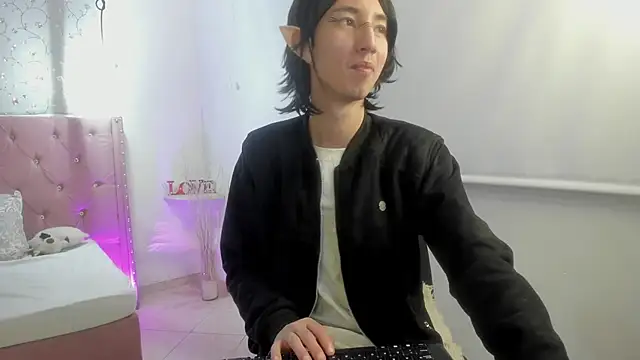 Chat XXX en directo de loverisu-coral