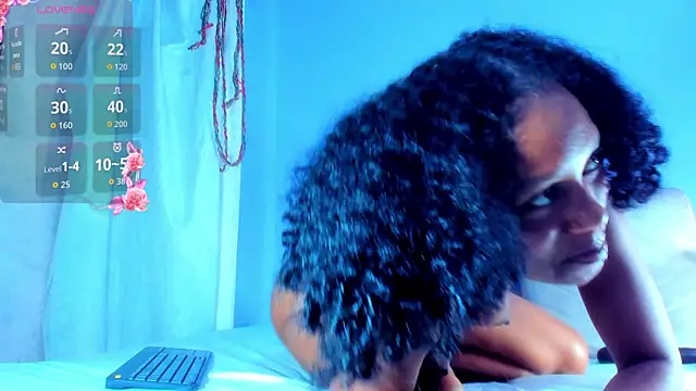 XXX chat uživo modela MAILYN_ER